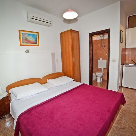Guest House Maja Spalato Esterno foto
